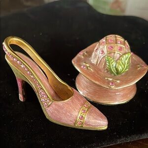 LT signed Vintage Heel and Hat trinket box Pink Crystal and Gold plating